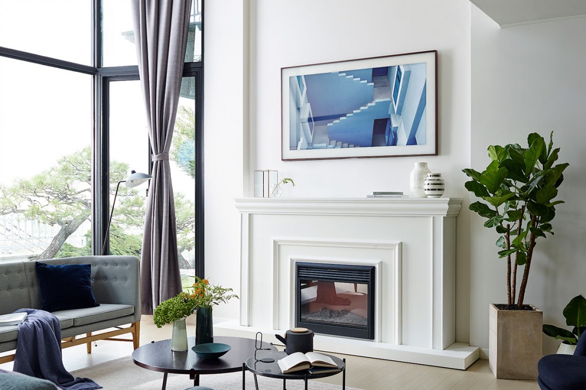 Hidden Television Framed & Frameless Dielectric Mirror TV